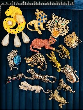 15pc Wild Animal Brooch Lot Rhinestone Enamel Tiger Lion Leopard Panther Pins